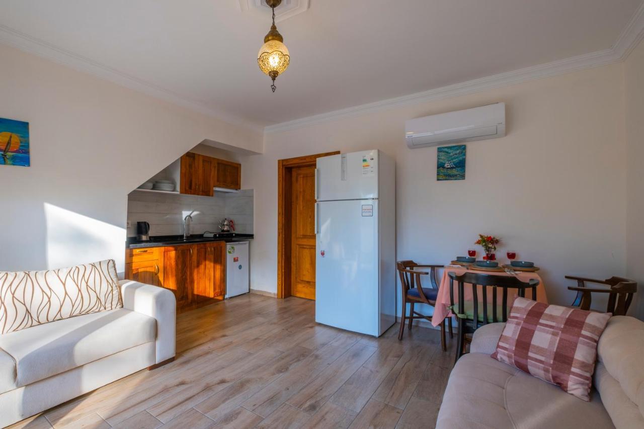 Infinity Lily Apartments フェティエ エクステリア 写真